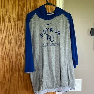 Nike Kansas City Royals 3/4 hoodie shirt.  Mens XL.